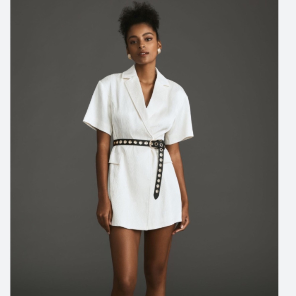 4SI3NNA LORENZO SHORT-SLEEVE BELTED MINI BLAZER DRESS